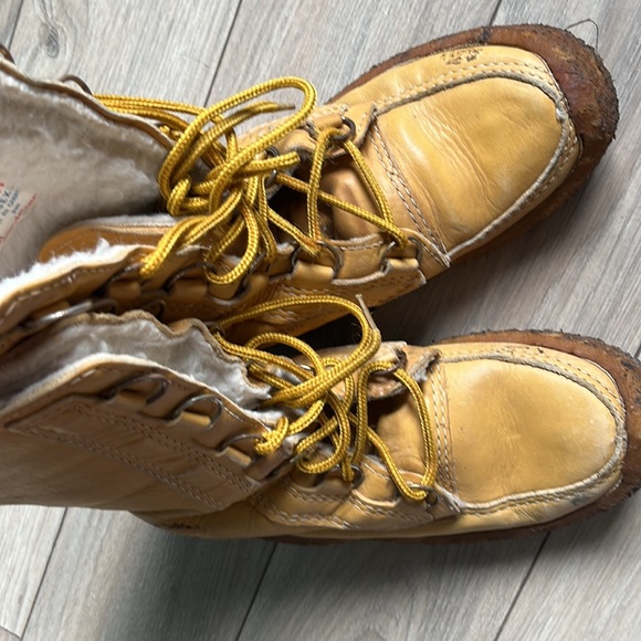 Mauccasin Mauricienne Mukluks Unisex - Picture 8 of 8